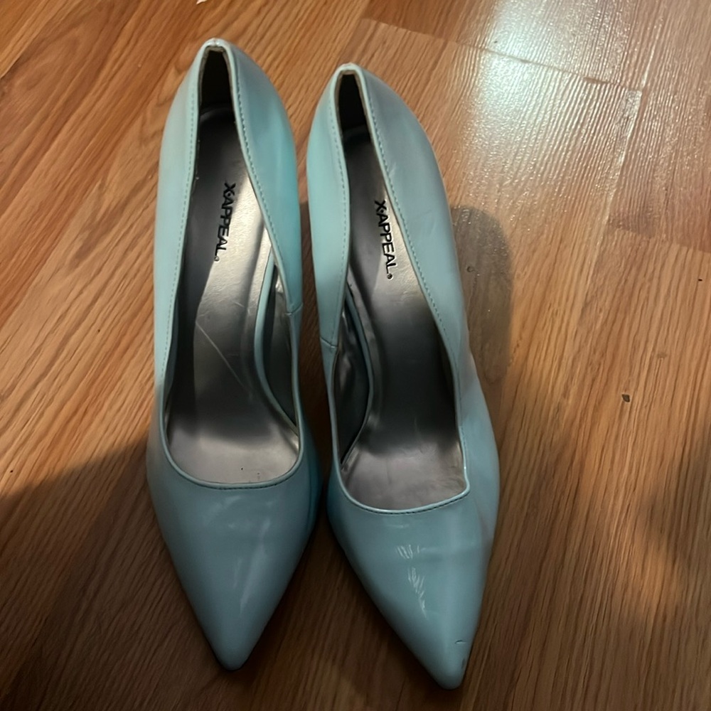 Xappeal Baby Blue Pumps Size 10